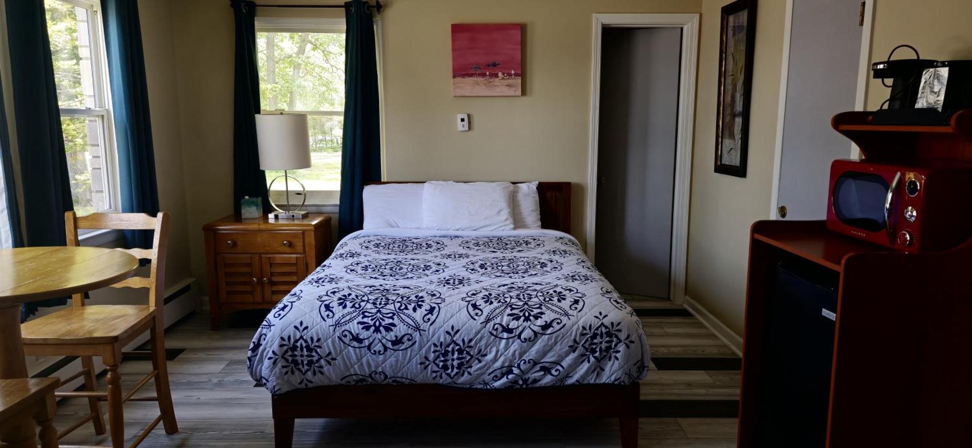 Rodeway Inn Formerly Camp Inn Lodge Oscoda Экстерьер фото