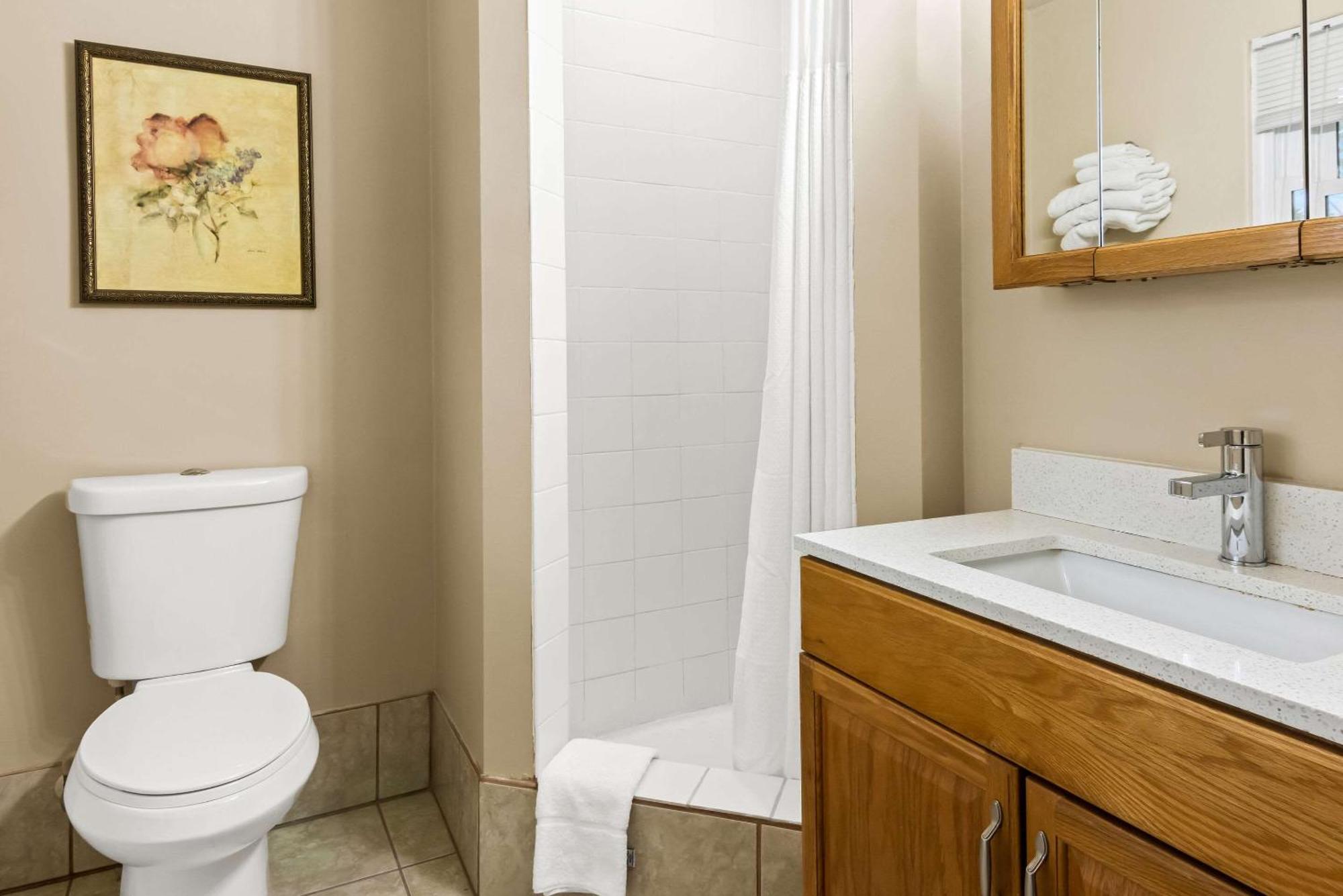 Rodeway Inn Formerly Camp Inn Lodge Oscoda Экстерьер фото